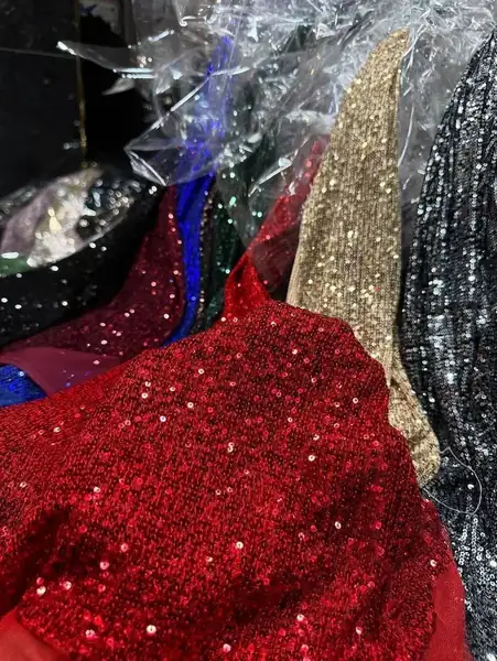 تول ليكرا بلك