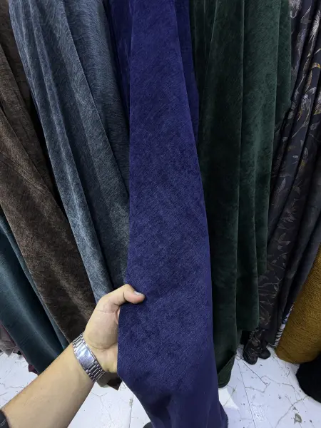 صوف شانيل نيلي